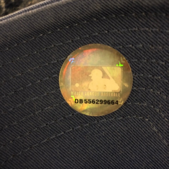 Vintage Baseball Cap - Picture 5 of 5